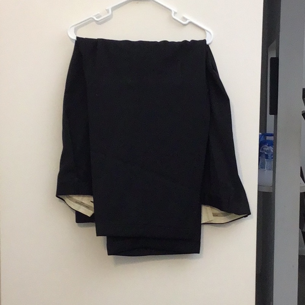 Big and tall men’s dress pants. Excellent condition.